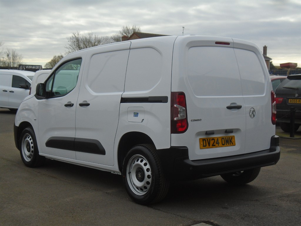 Used Vauxhall Combo 2024 for sale - 77964940: Photo 6