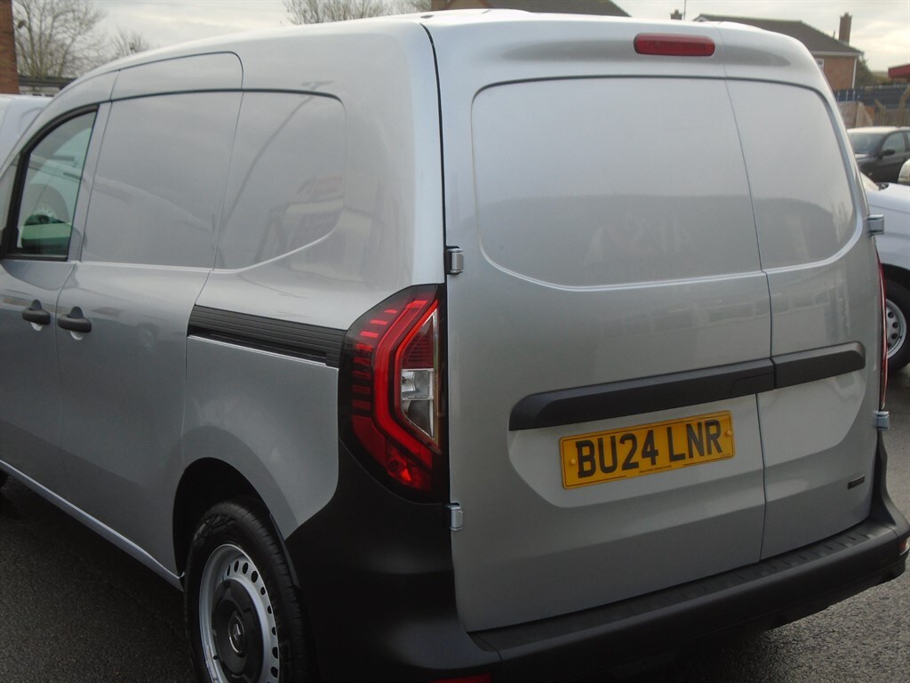 Used Renault Kangoo 2024 for sale - 77964968: Photo 22