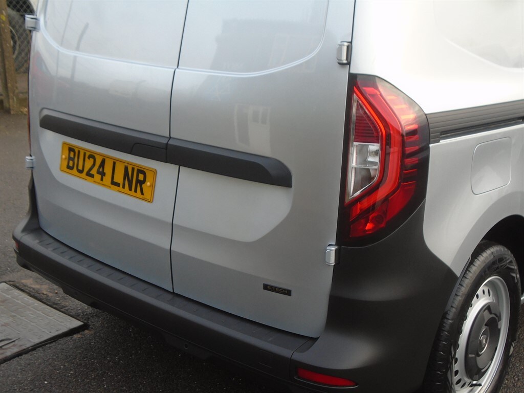 Used Renault Kangoo 2024 for sale - 77964968: Photo 23