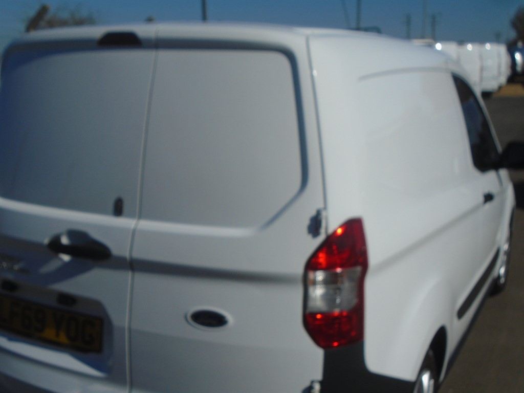Used Ford Transit Courier 2019 for sale - 77964936: Photo 18