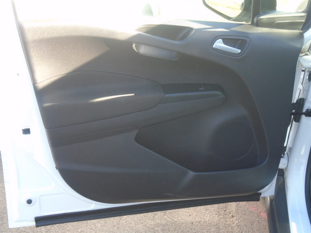 Used Ford Transit Courier 2019 for sale - 77964936: Photo 25