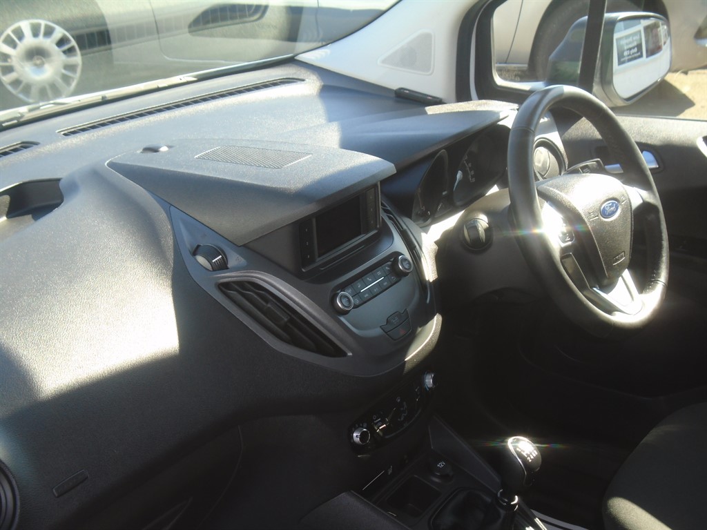 Used Ford Transit Courier 2019 for sale - 77964936: Photo 30