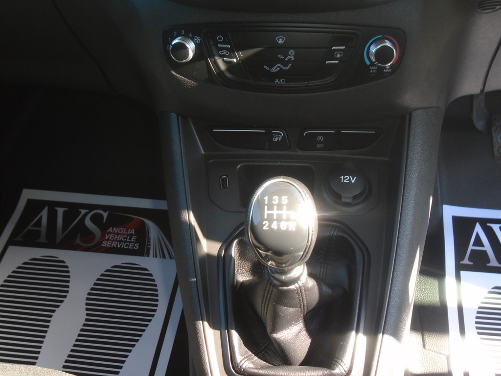 Used Ford Transit Courier 2019 for sale - 77964936: Photo 37