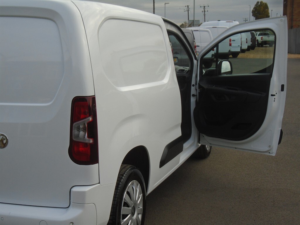 Used Vauxhall Combo 2020 for sale - 77964964: Photo 23