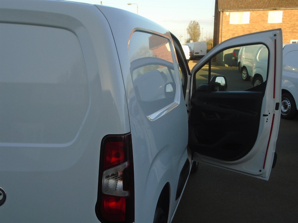 Used Vauxhall Combo 2022 for sale - 77964965: Photo 24
