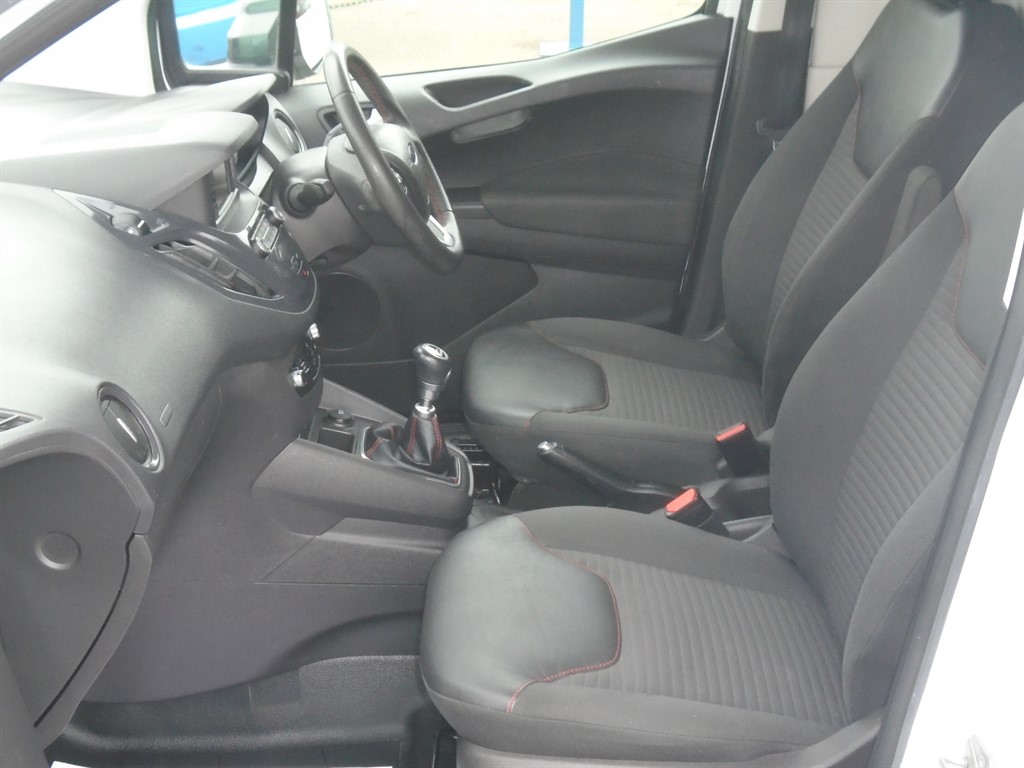 Used Ford Transit Courier 2019 for sale - 78058990: Photo 32