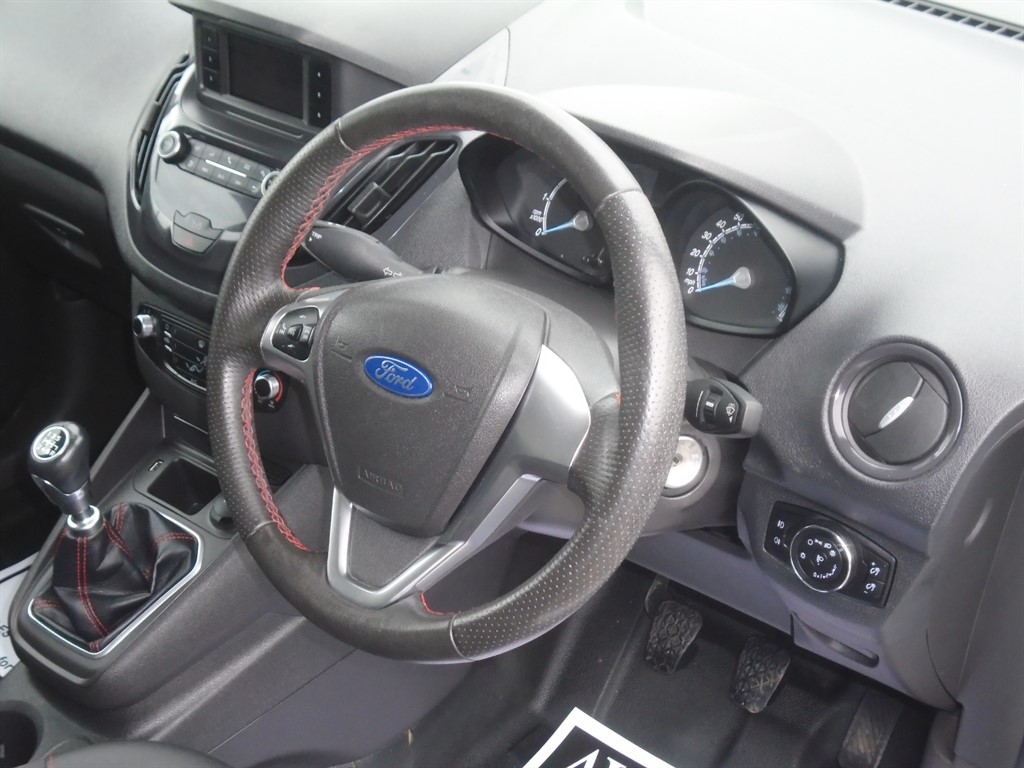 Used Ford Transit Courier 2019 for sale - 78058990: Photo 41