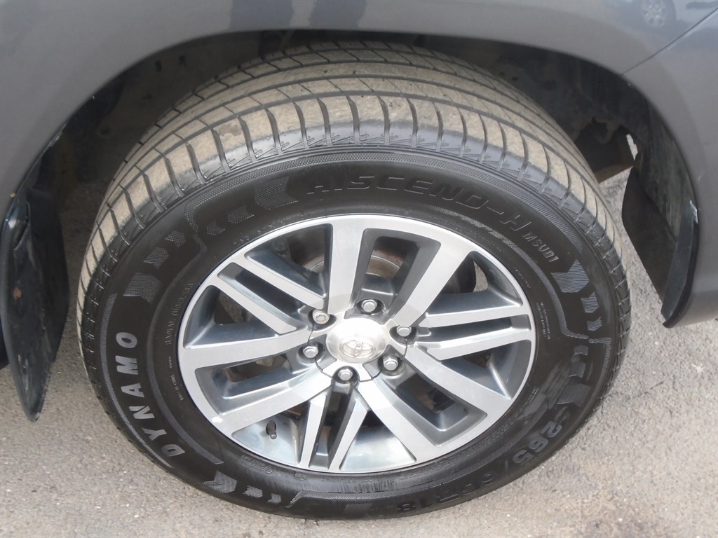 Used Toyota Hilux 2020 for sale - 77964955: Photo 15