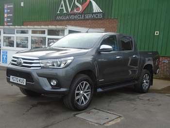 Used Toyota Hilux 2020 for sale - 77964955: Photo