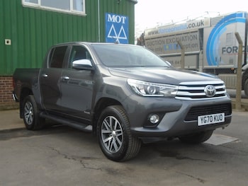 Used Toyota Hilux 2020 for sale - 77964955: Photo