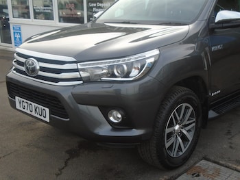 Used Toyota Hilux 2020 for sale - 77964955: Photo