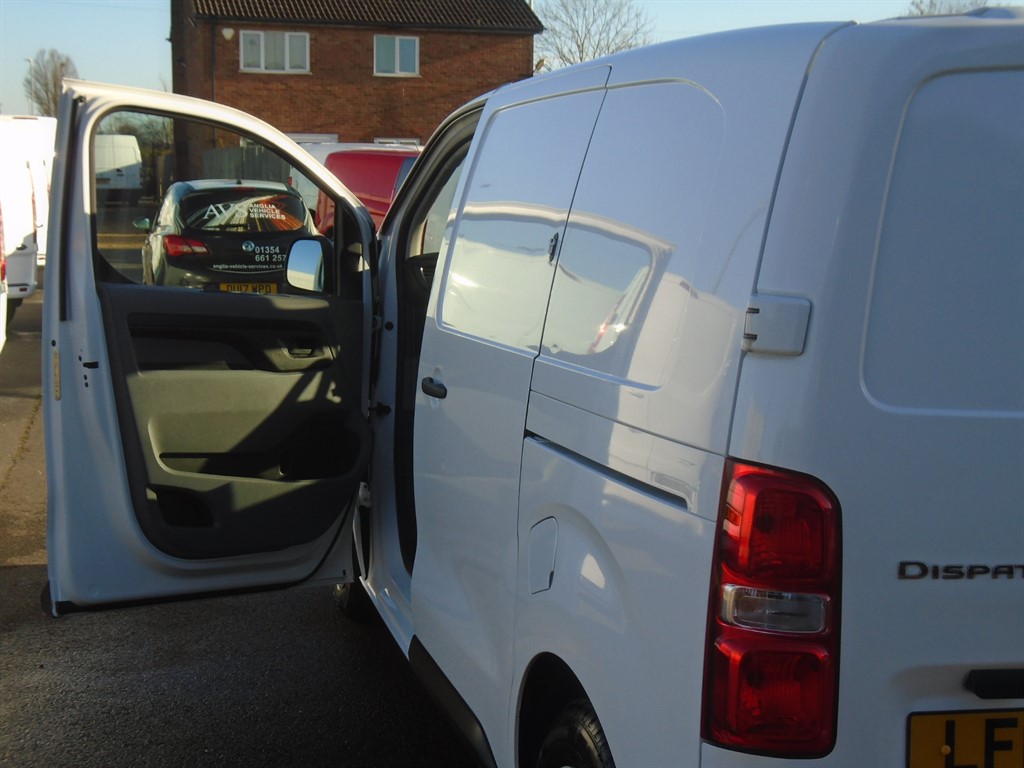 Used Citroen Dispatch 2019 for sale - 77964937: Photo 24