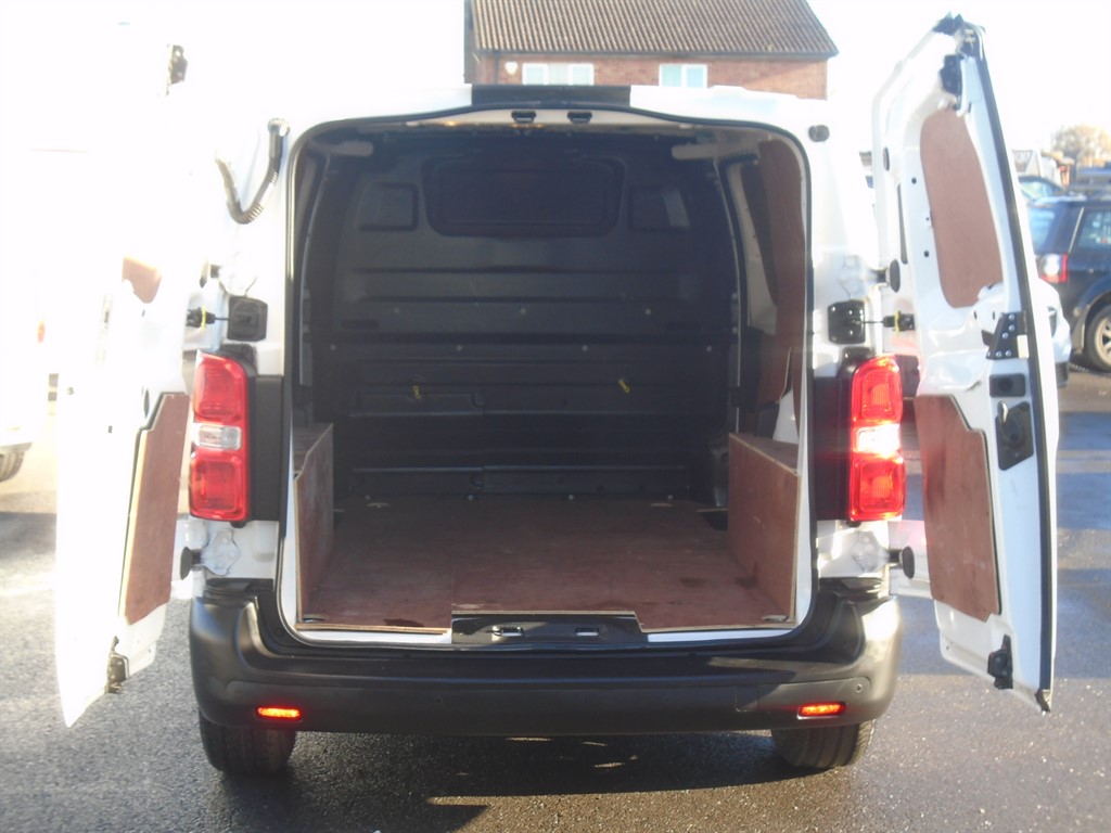 Used Citroen Dispatch 2019 for sale - 77964937: Photo 32