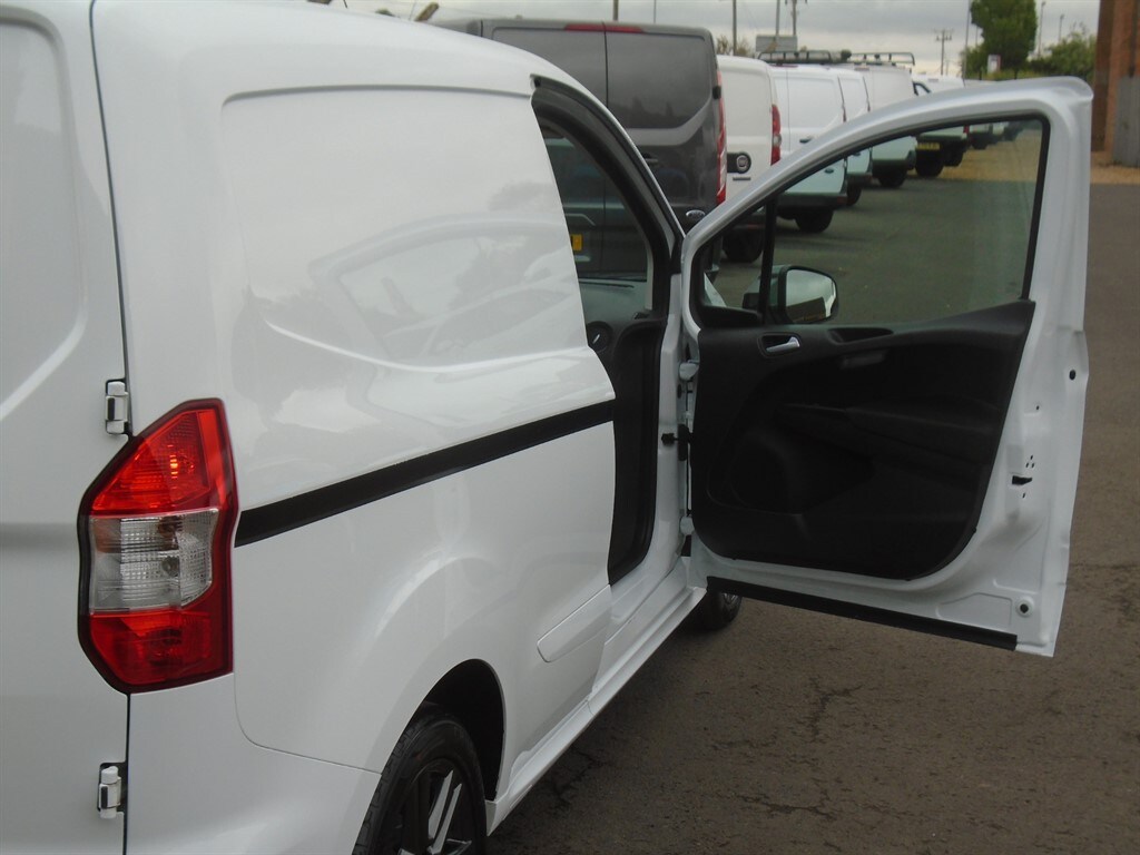 Used Ford Transit Courier 2019 for sale - 77964958: Photo 27