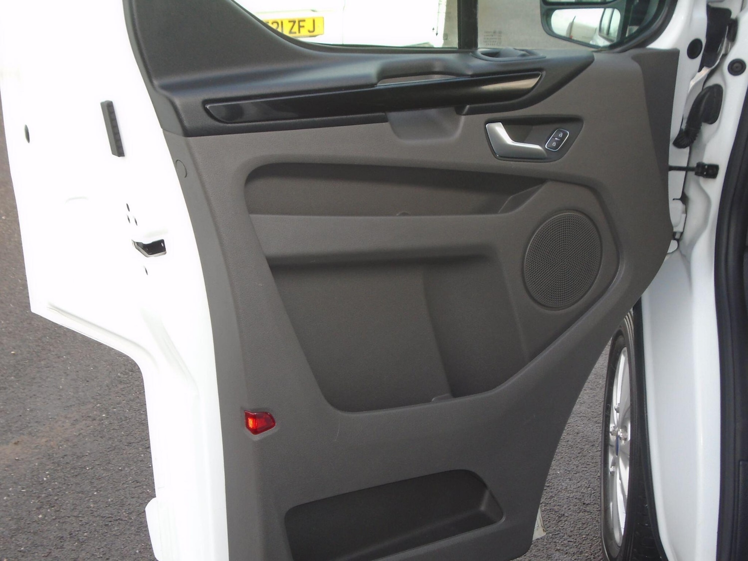 Used Ford Transit Custom for sale - 77883441: Photo 35