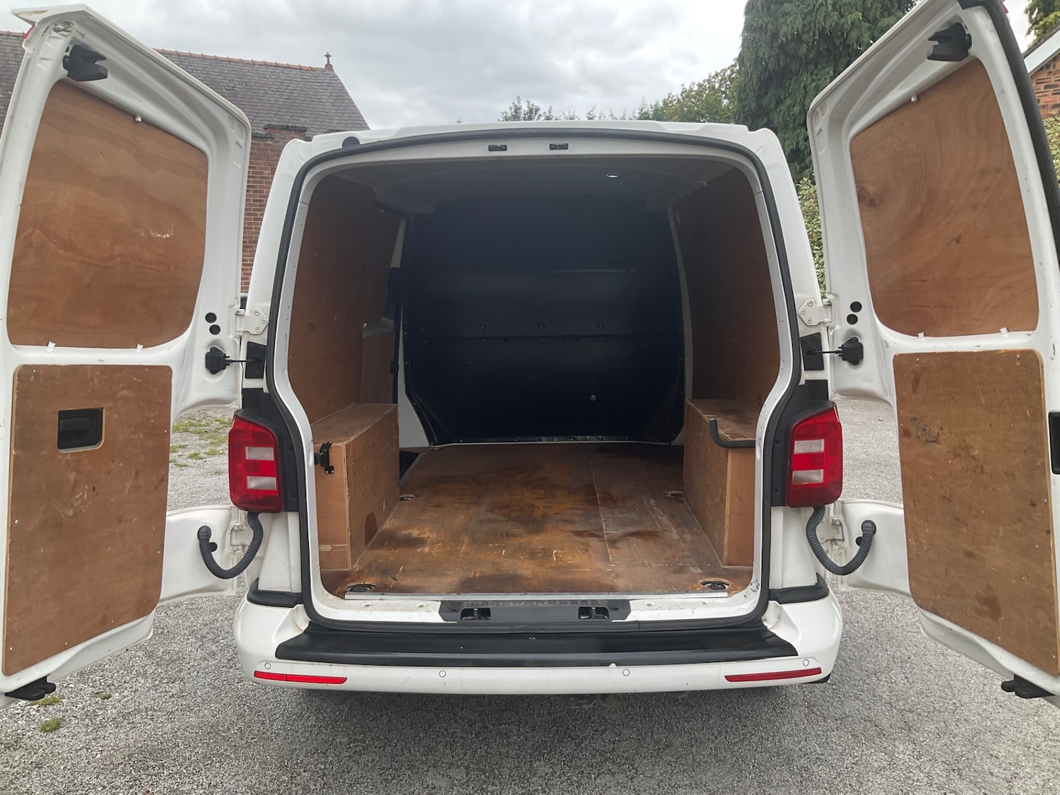 Used Volkswagen Transporter 2016 for sale - 76210901: Photo 14