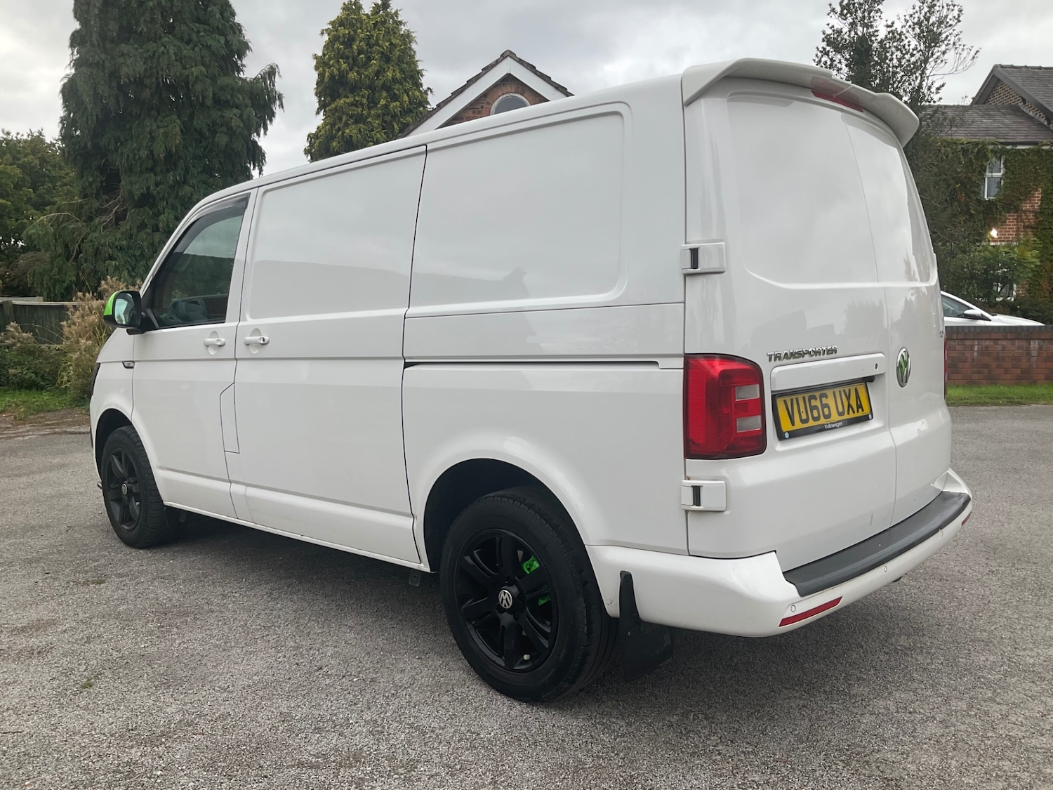 Used Volkswagen Transporter 2016 for sale - 76210901: Photo 3