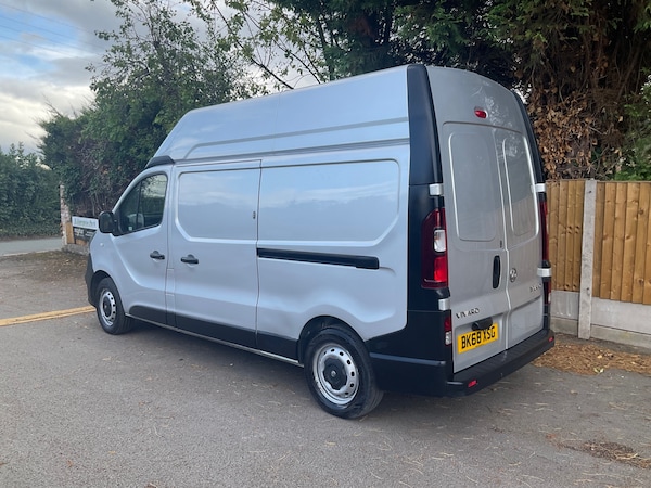 Used Vauxhall Vivaro 2018 for sale - 75629664: Photo 4