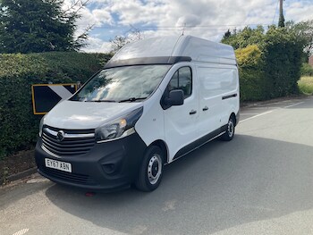 Used Vauxhall Vivaro 2017 for sale - 75056339: Photo