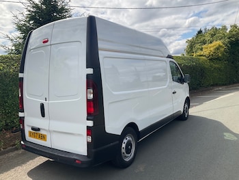 Used Vauxhall Vivaro 2017 for sale - 75056339: Photo