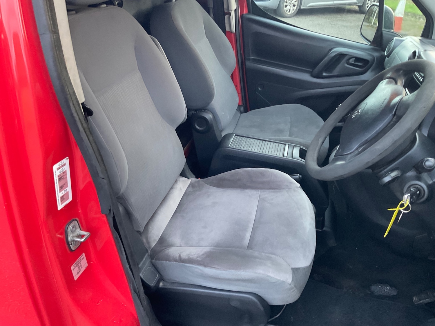 Used Peugeot Partner 2012 for sale - 76895878: Photo 5