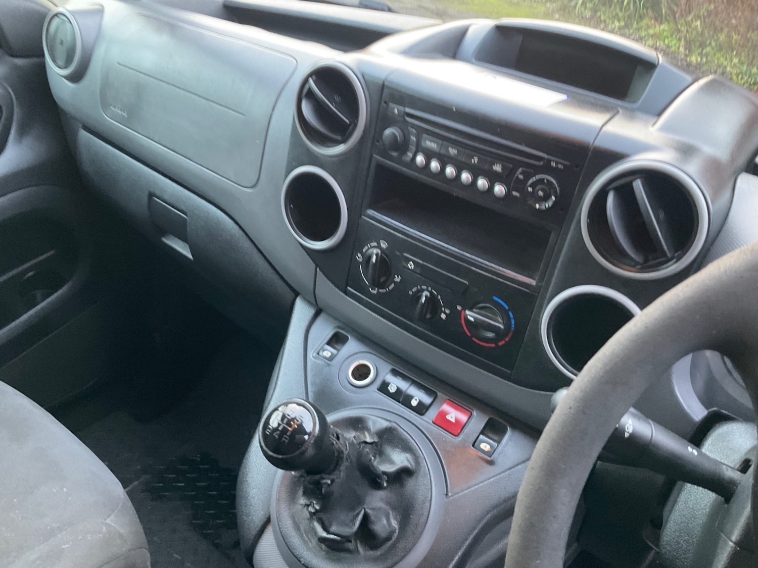 Used Peugeot Partner 2012 for sale - 76895878: Photo 8