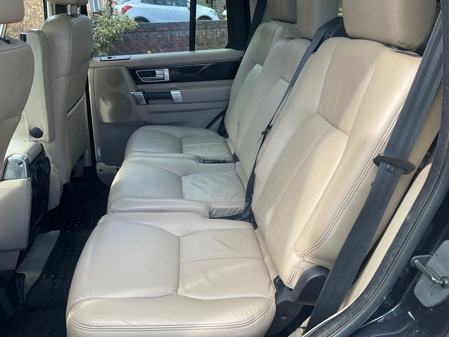 Used Land Rover Discovery 2011 for sale - 78011254: Photo 10