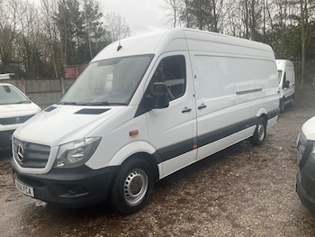 Used Mercedes-Benz Sprinter 2016 for sale - 77589320: Photo