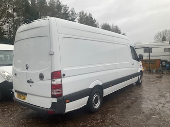 Used Mercedes-Benz Sprinter 2016 for sale - 77589320: Photo