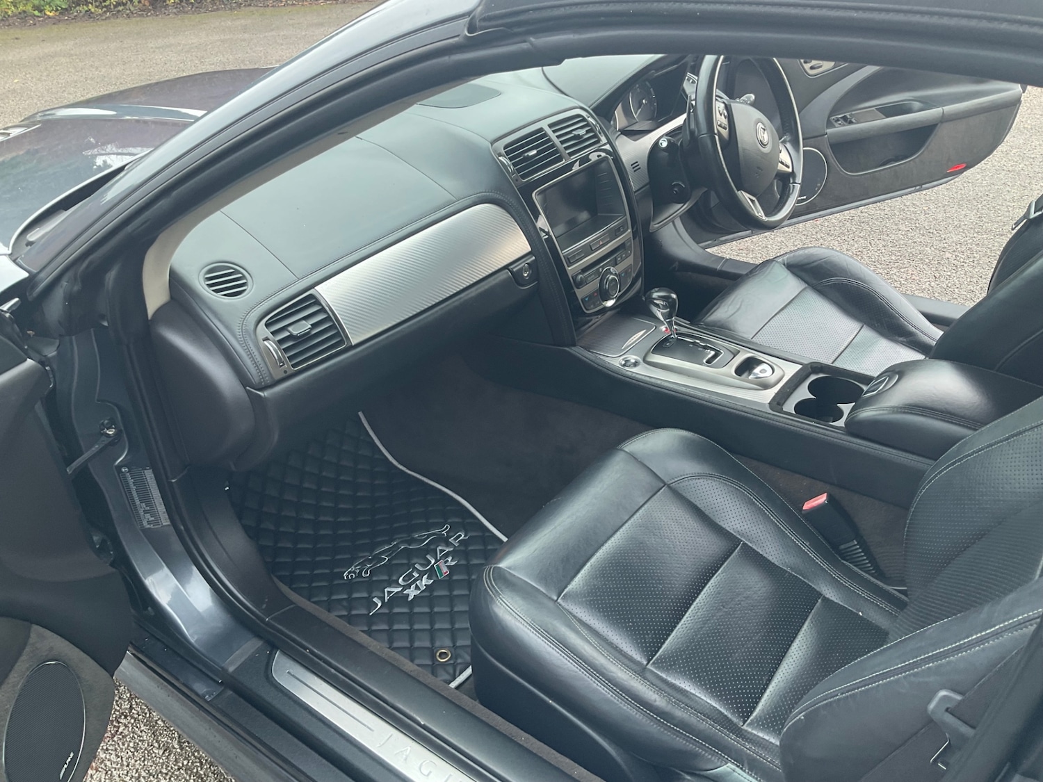 Used Jaguar XKR 2006 for sale - 76835765: Photo 13