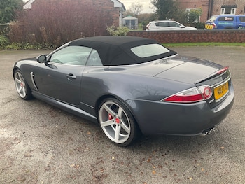 Used Jaguar XKR 2006 for sale - 76835765: Photo