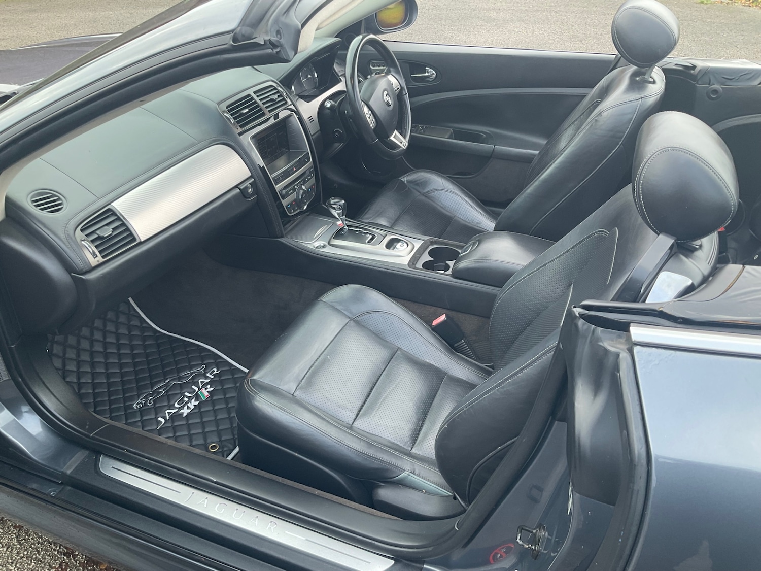 Used Jaguar XKR 2006 for sale - 76835765: Photo 6