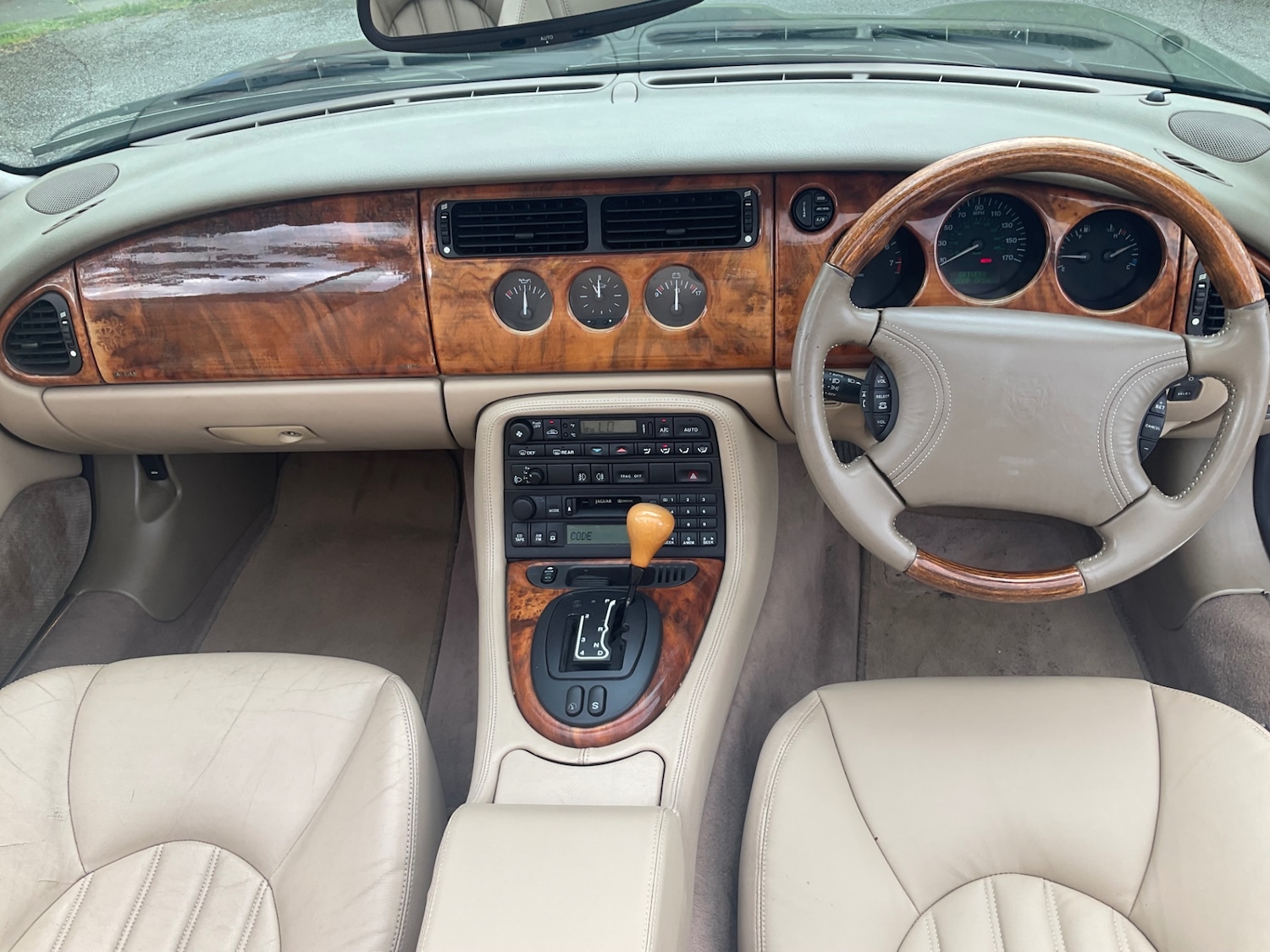 Used Jaguar XK8 1999 for sale - 76963583: Photo 8