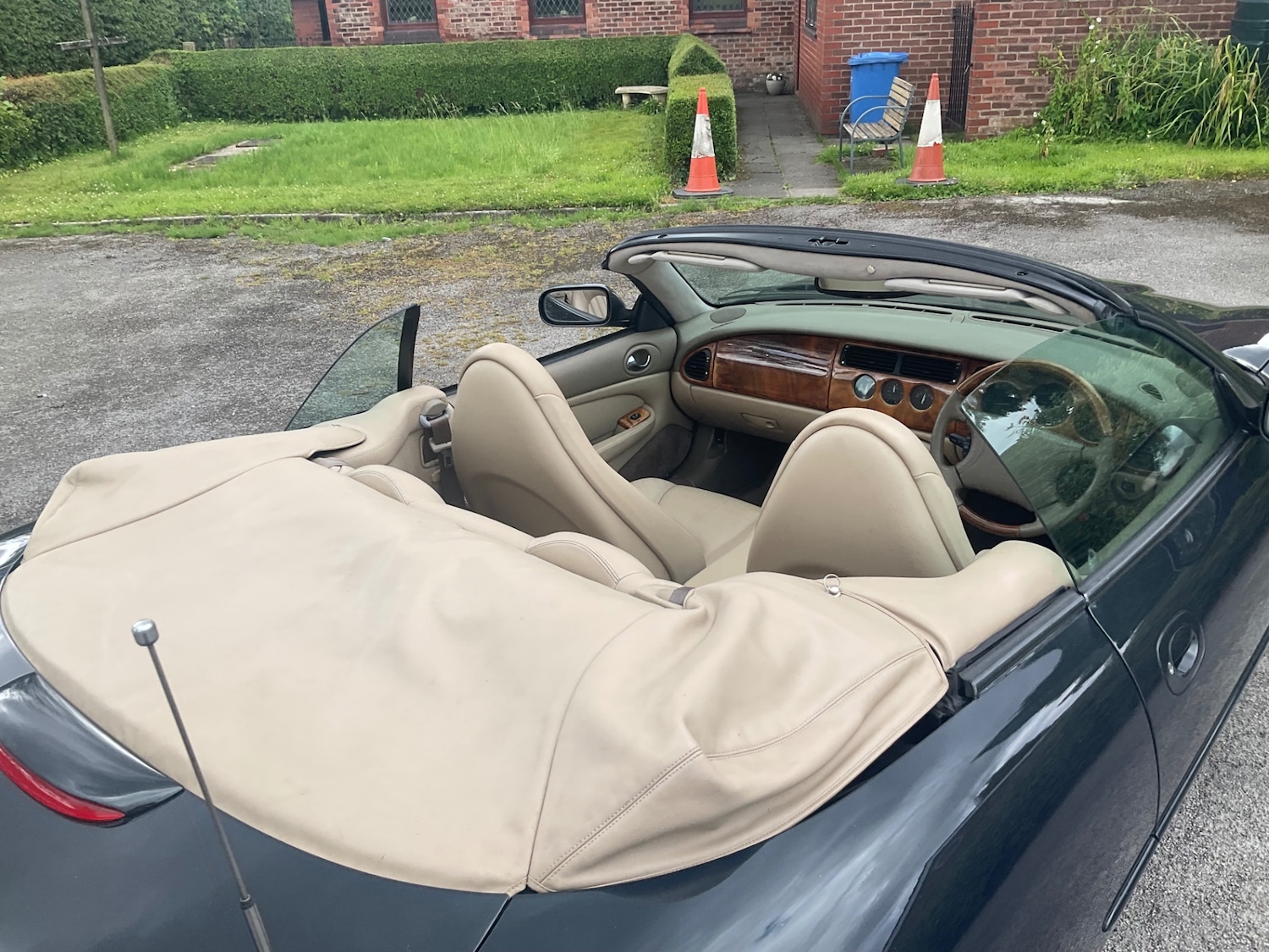 Used Jaguar XK8 1999 for sale - 76963583: Photo 9