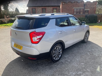 Used Ssangyong Tivoli 2019 for sale - 77889219: Photo