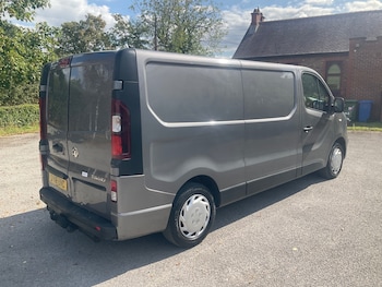 Used Vauxhall Vivaro 2018 for sale - 79620306: Photo