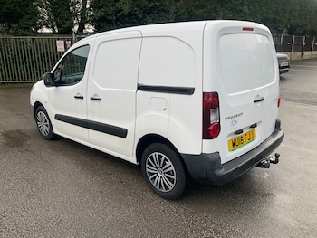 Used Peugeot Partner 2016 for sale - 77001816: Photo