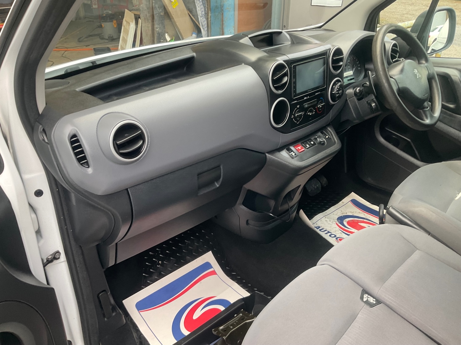 Used Peugeot Partner 2016 for sale - 77001816: Photo 8