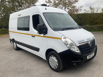 Vauxhall - Movano
