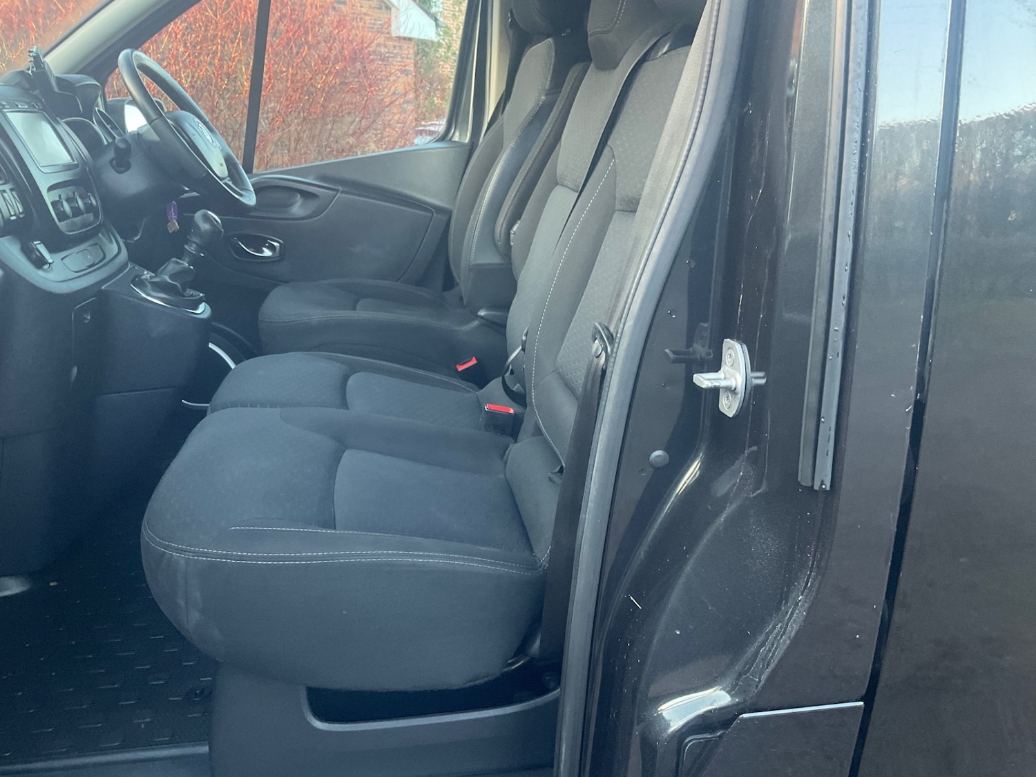 Used Vauxhall Vivaro 2018 for sale - 76648215: Photo 6