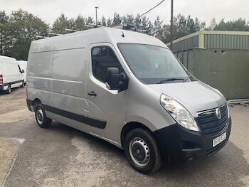 Vauxhall - Movano