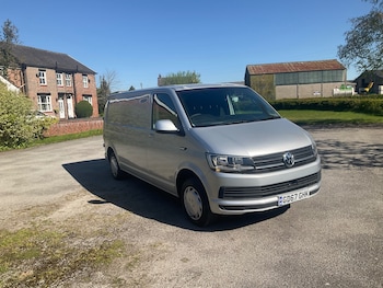 Used Volkswagen Transporter 2017 for sale - 78373884: Photo