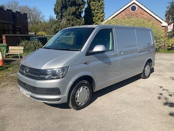 Used Volkswagen Transporter 2017 for sale - 78373884: Photo