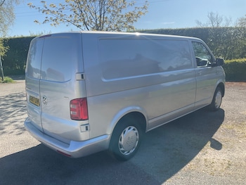 Used Volkswagen Transporter 2017 for sale - 78373884: Photo