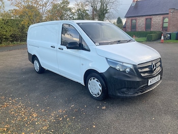 Mercedes-Benz - Vito