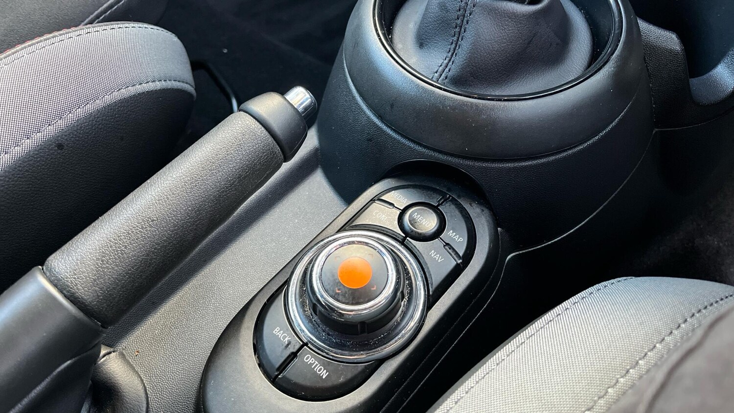 Used MINI Hatch 2020 for sale - 76760325: Photo 19