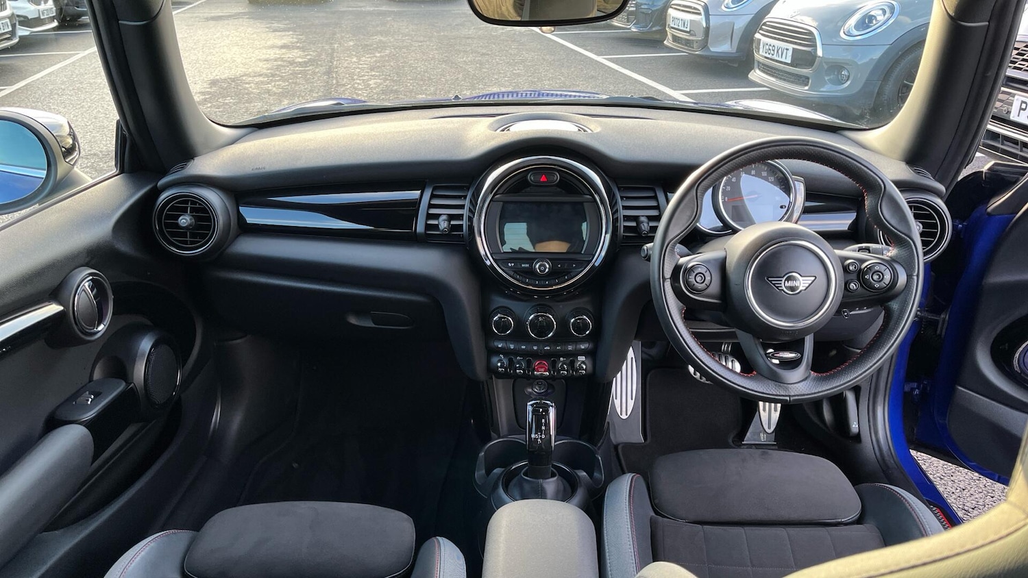 Used MINI Hatch 2020 for sale - 76760325: Photo 4