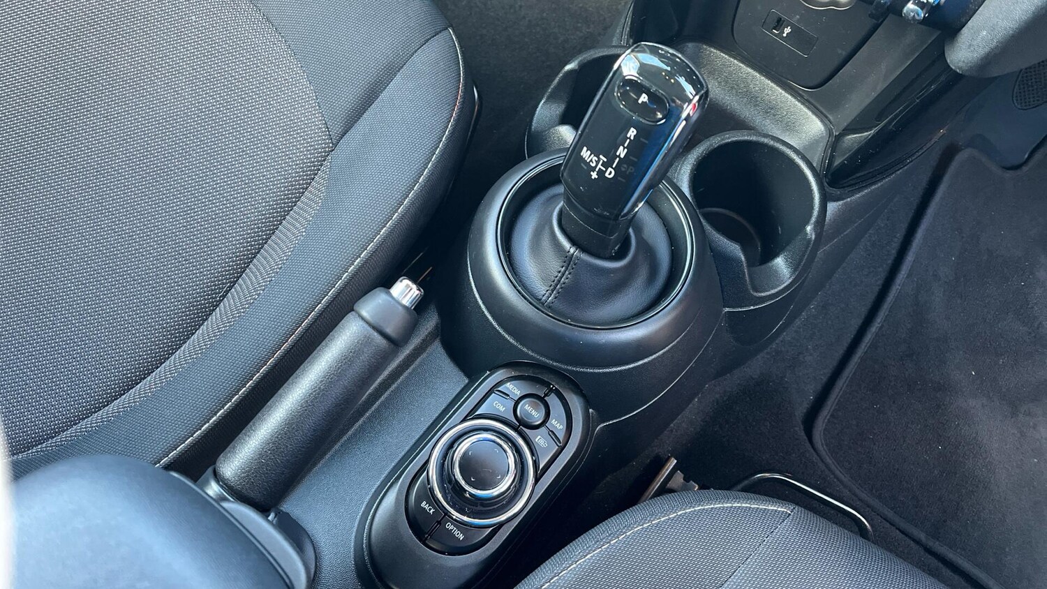 Used MINI Hatch 2023 for sale - 76760402: Photo 10