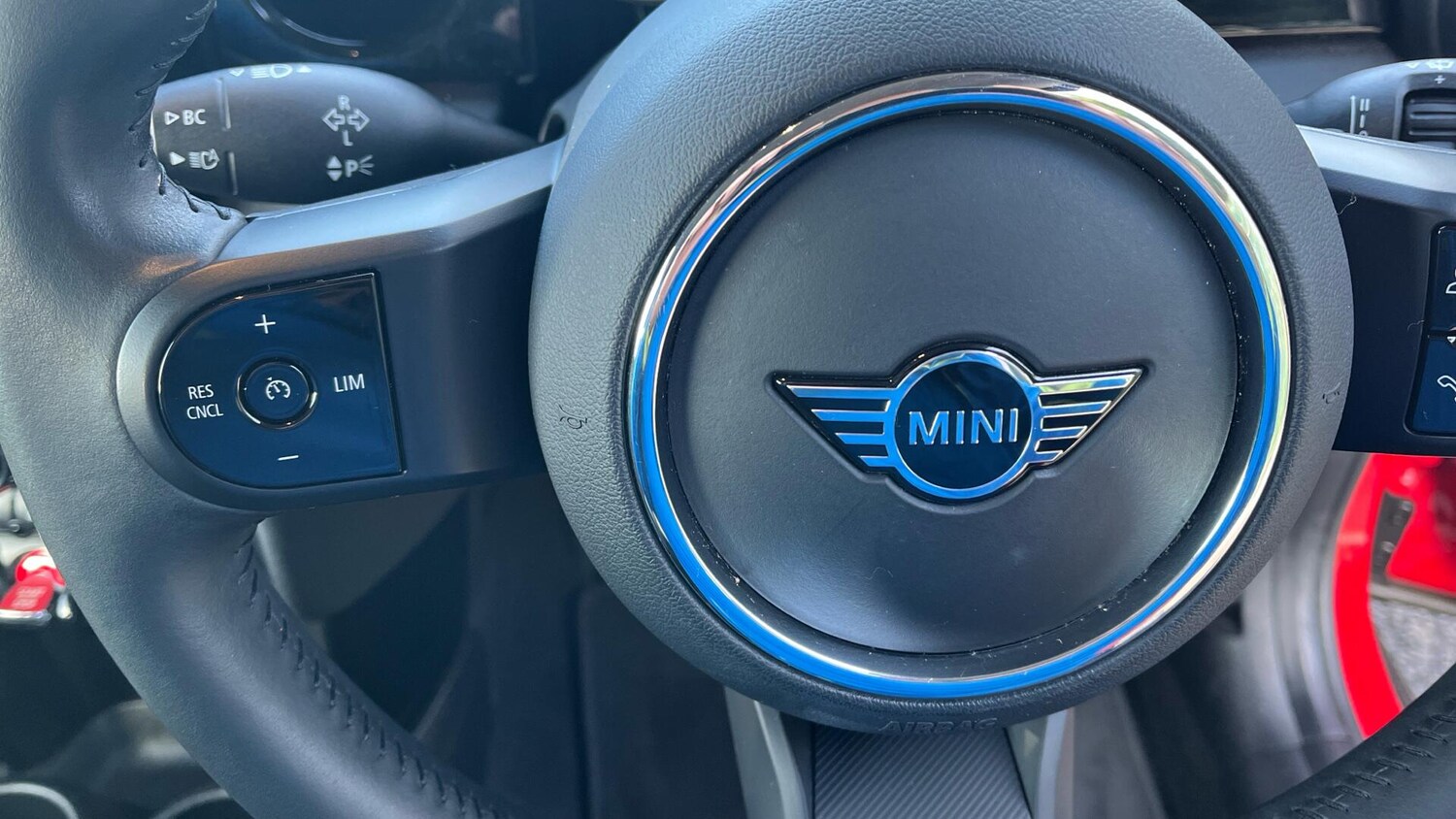 Used MINI Hatch 2023 for sale - 76760402: Photo 17