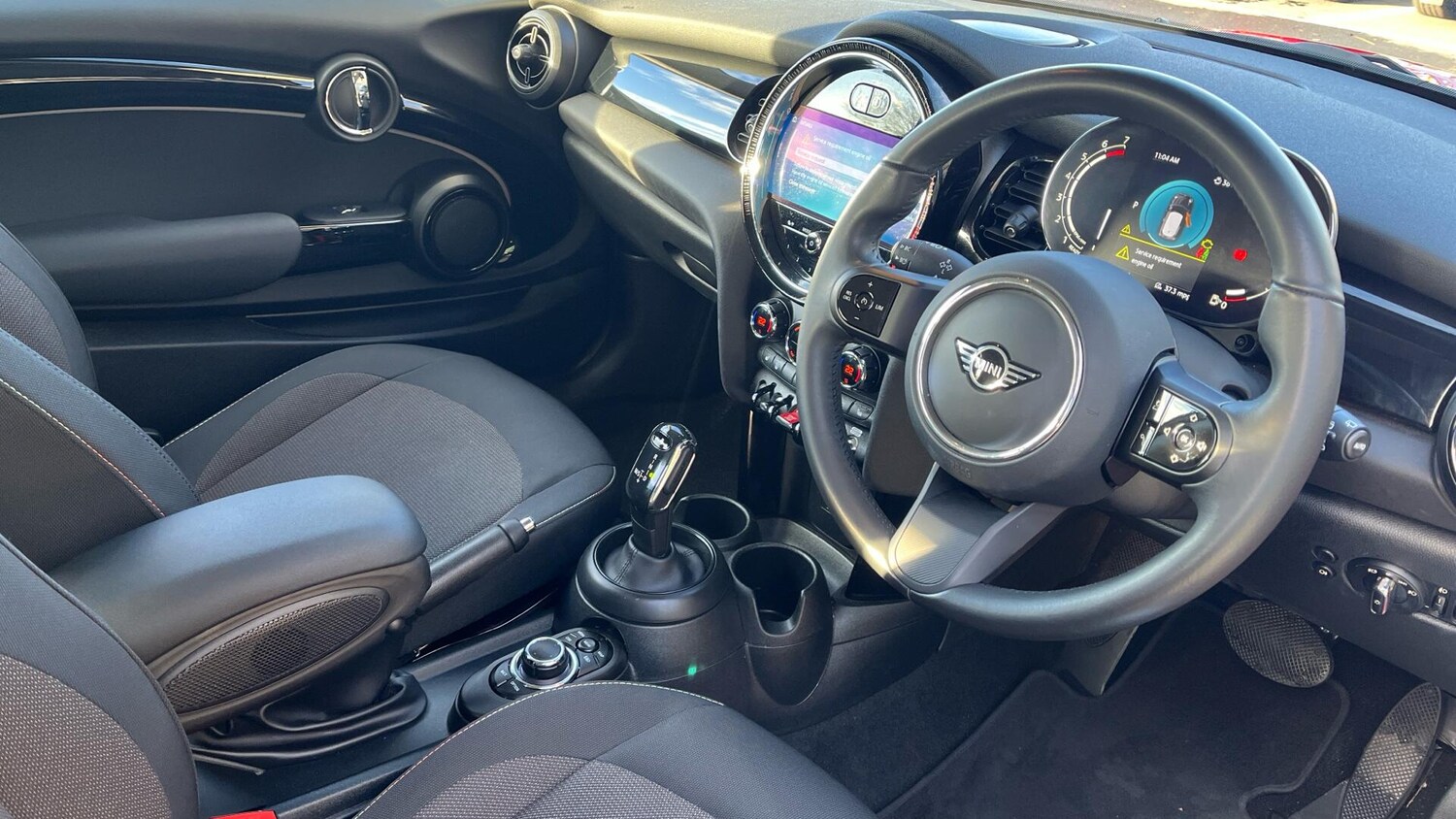 Used MINI Hatch 2023 for sale - 76760402: Photo 6